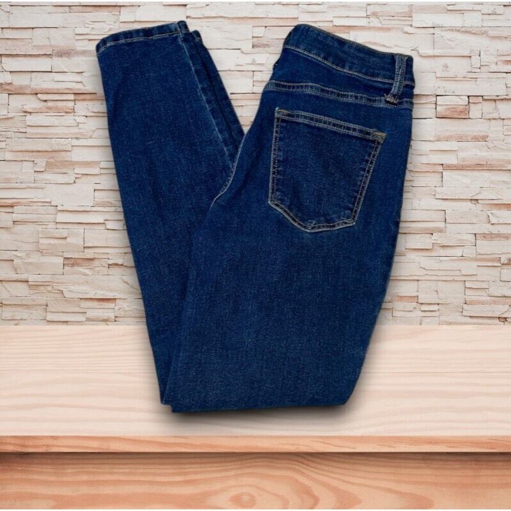 No Boundaries Straight Leg Zip Fly Mid-Rise Blue Jeans Size 2 EUC